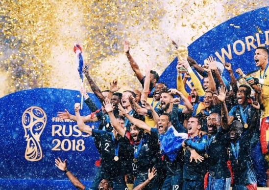 BETVICTOR伟德世界杯法国卫冕前景：本泽马、姆巴佩搭档，锋线有隐患