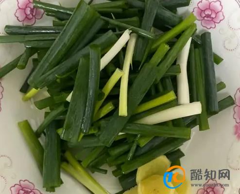 葱油焖鸡的做法